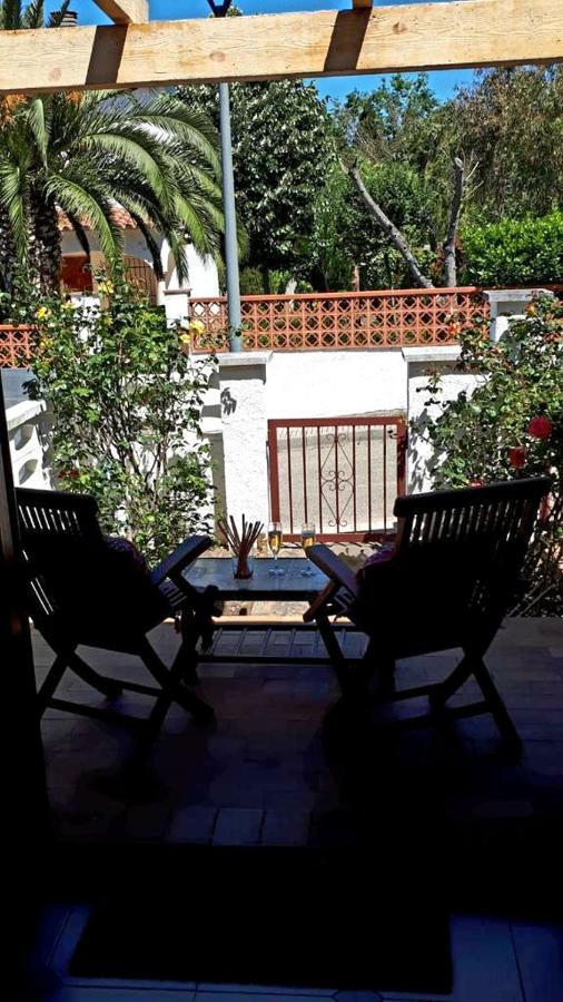 L' Escala Casa Els Rosers Wifi מראה חיצוני תמונה